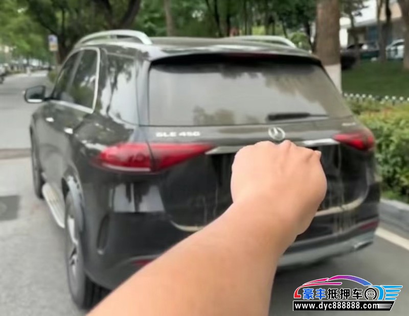 23年奔驰GLE轿车抵押车出售