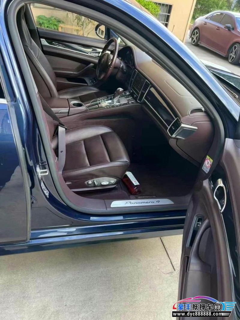 15年保时捷帕纳梅拉轿车抵押车出售
