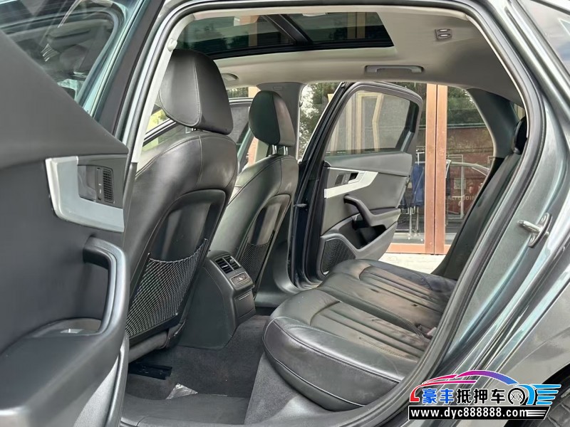 19年奥迪A4L轿车抵押车出售