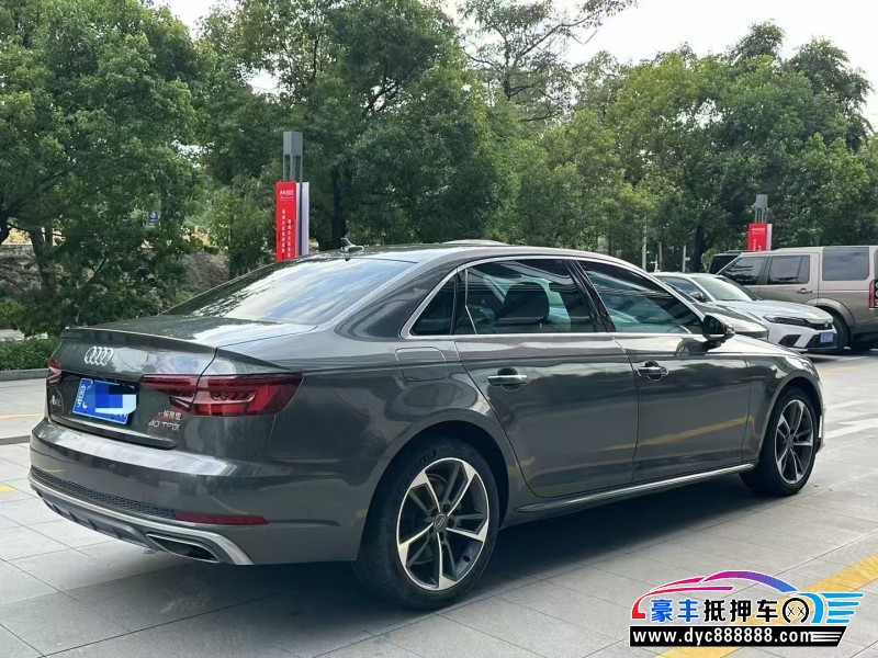 19年奥迪A4L轿车抵押车出售