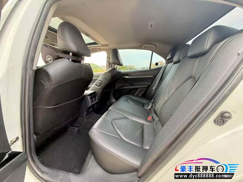 21年丰田凯美瑞轿车抵押车出售