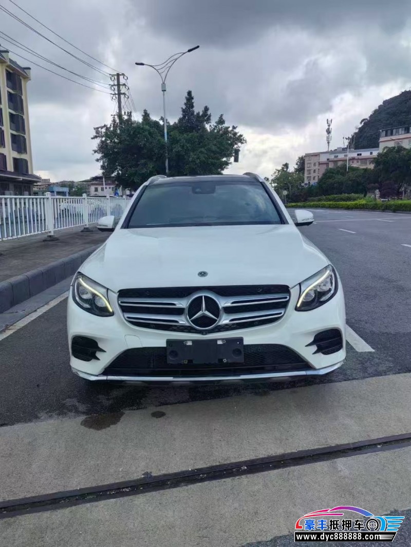 17年奔驰GLC轿车抵押车出售