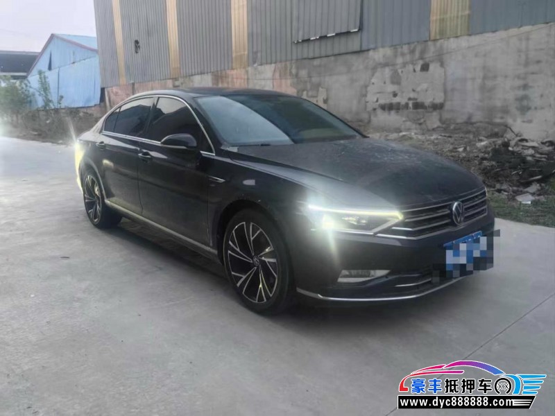 22年大众迈腾轿车抵押车出售