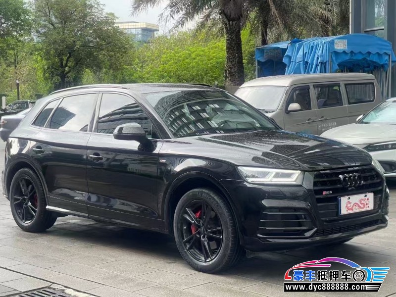 20年奥迪Q5轿车抵押车出售