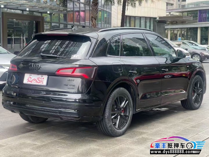 20年奥迪Q5轿车抵押车出售