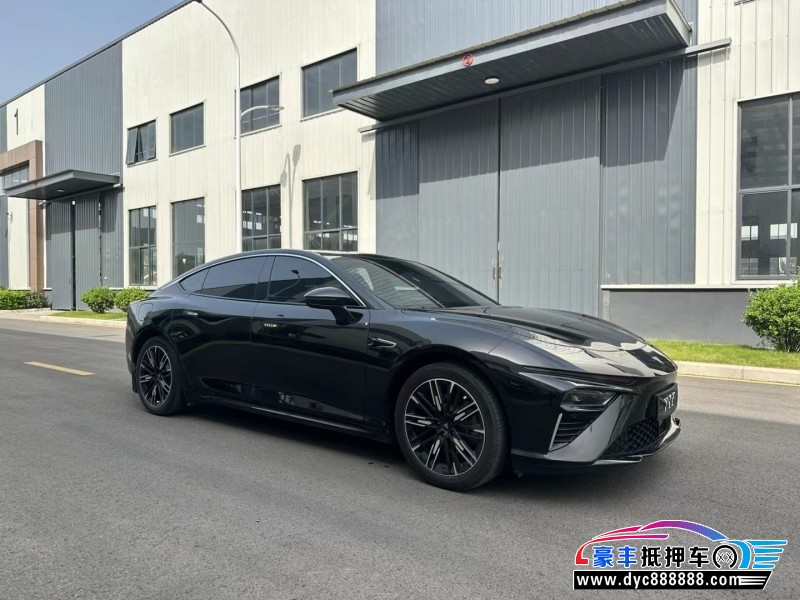 23年哪吒S轿车抵押车出售