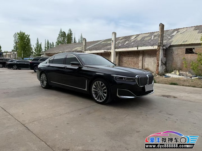 22年宝马7系轿车抵押车出售