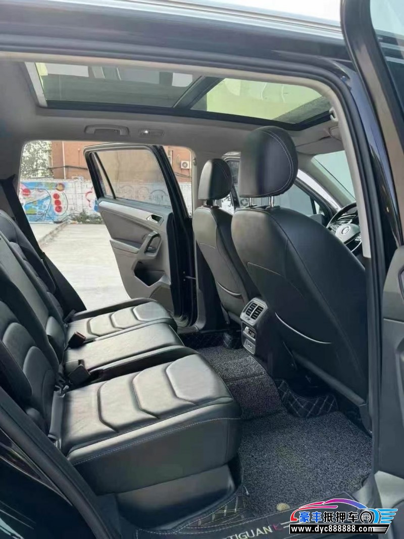 18年大众途观轿车抵押车出售