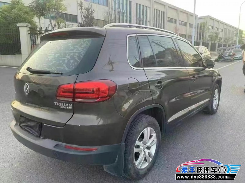 16年大众途观轿车抵押车出售