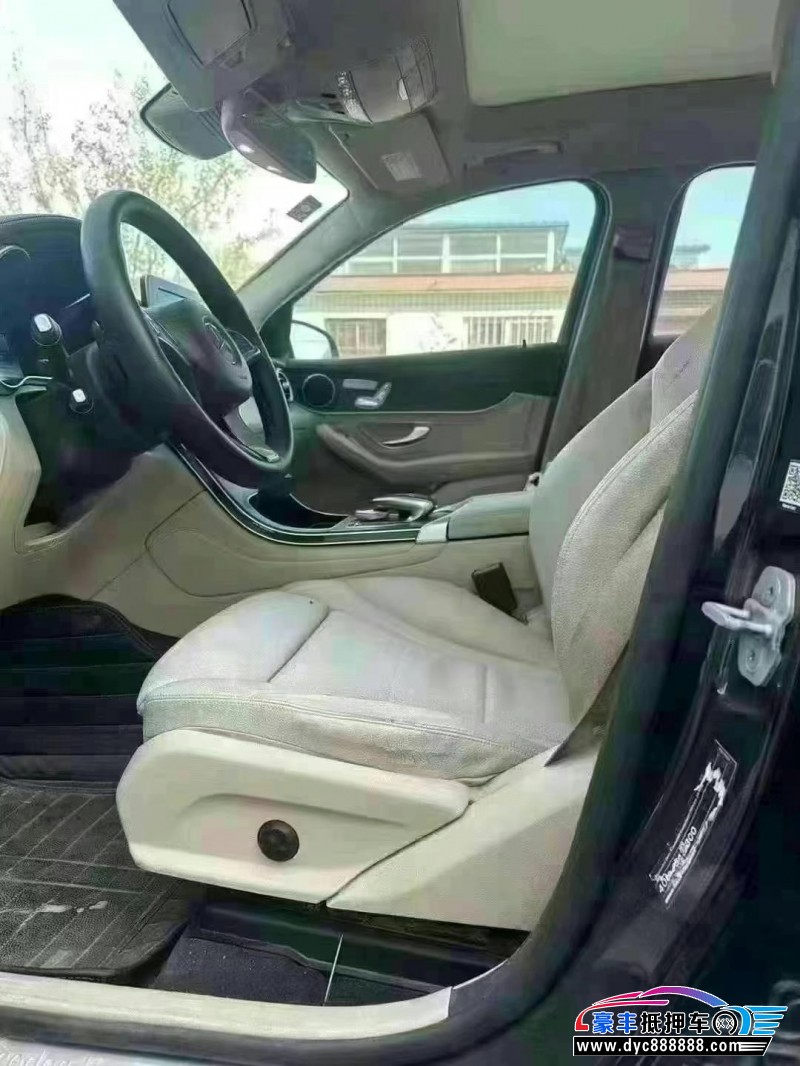 16年奔驰GLCSUV抵押车出售