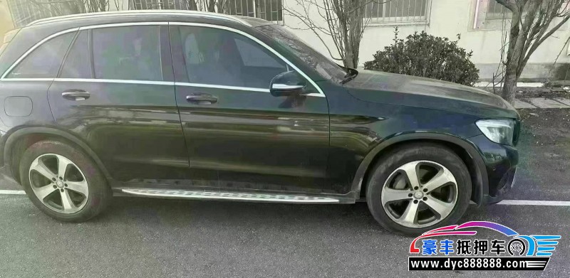 16年奔驰GLCSUV抵押车出售