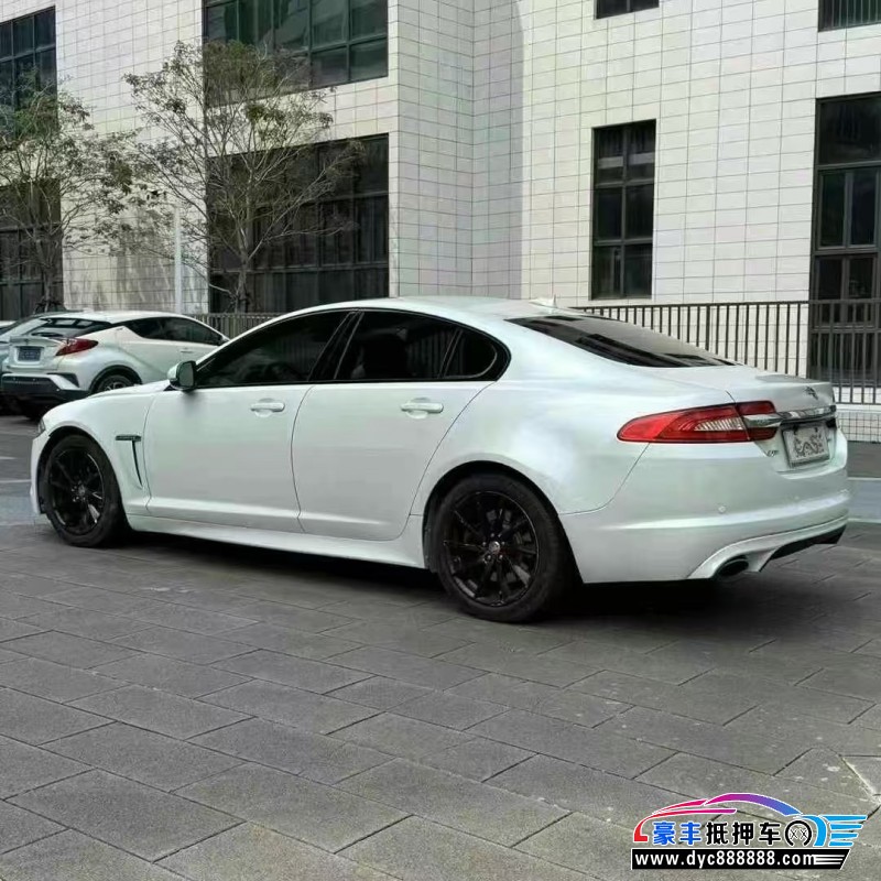 14年捷豹XF轿车抵押车出售