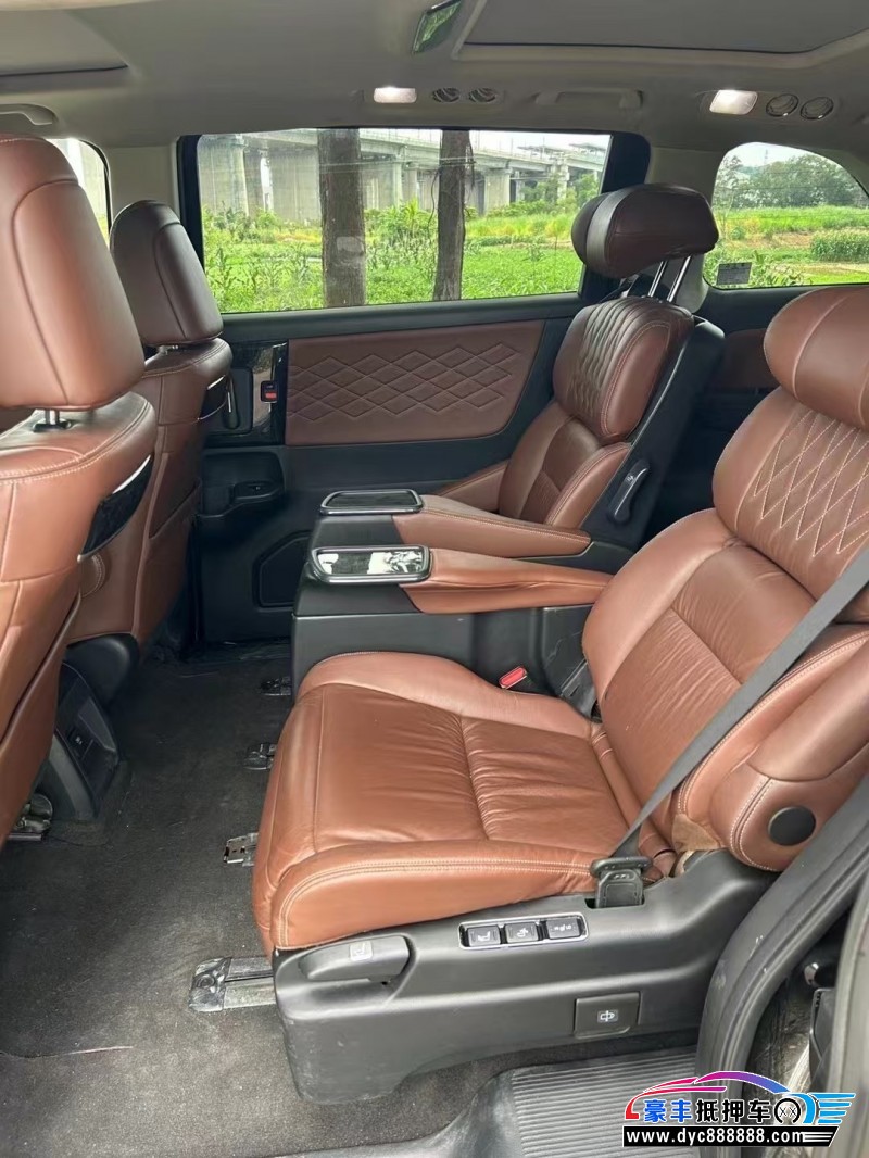 20年本田艾力绅轿车抵押车出售