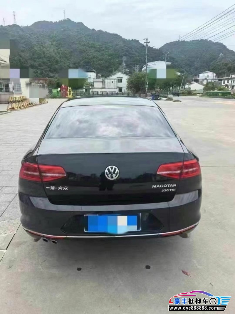 18年大众迈腾轿车抵押车出售