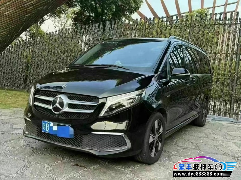 21年奔驰V轿车抵押车出售