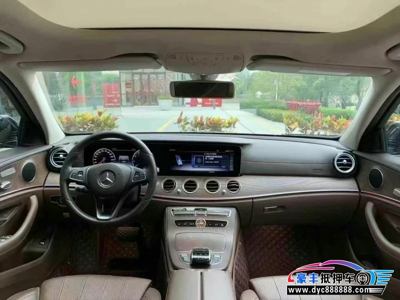 18年奔驰E轿车抵押车出售