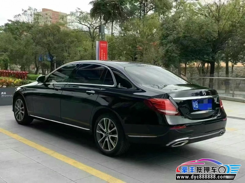 18年奔驰E轿车抵押车出售