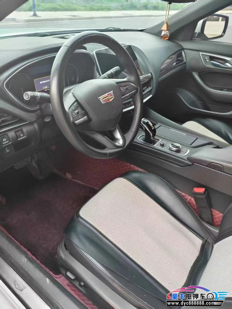 21年凯迪拉克CT5轿车抵押车出售