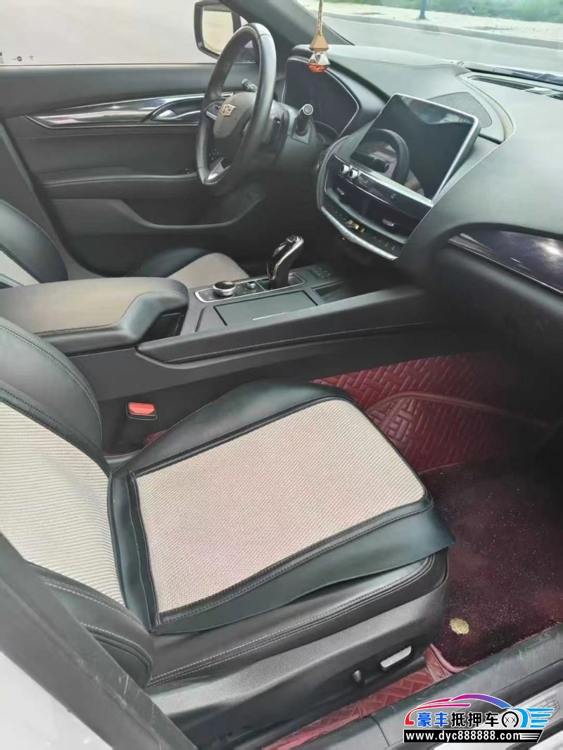 21年凯迪拉克CT5轿车抵押车出售