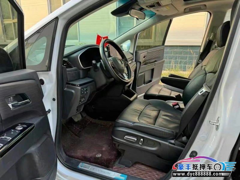 24年本田艾力绅MPV抵押车出售