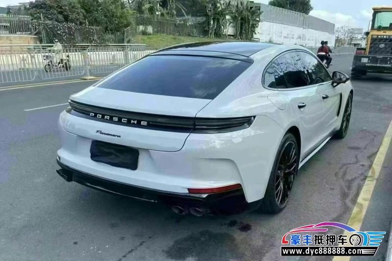 24年保时捷帕纳梅拉轿车抵押车出售