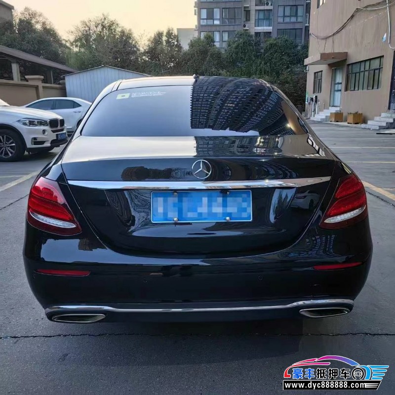 20年奔驰E轿车抵押车出售