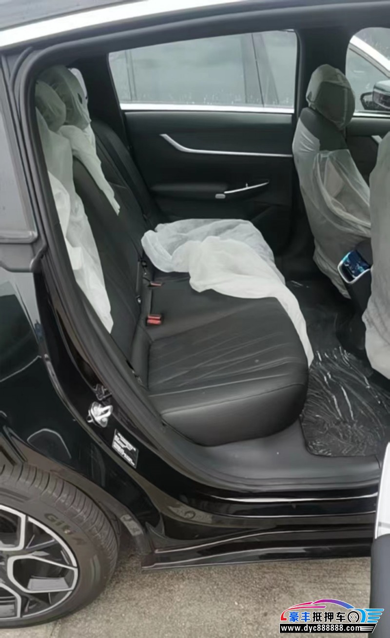 25年长安启源A07轿车抵押车出售