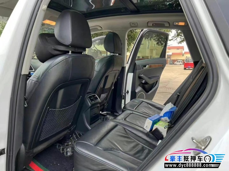 14年奥迪Q5轿车抵押车出售