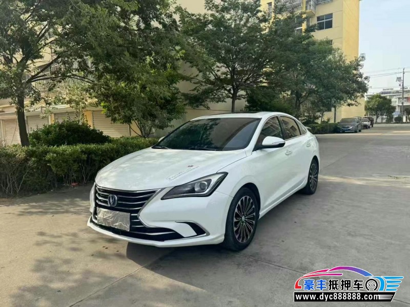 18年长安逸动轿车抵押车出售