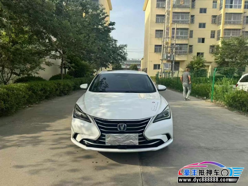 18年长安逸动轿车抵押车出售