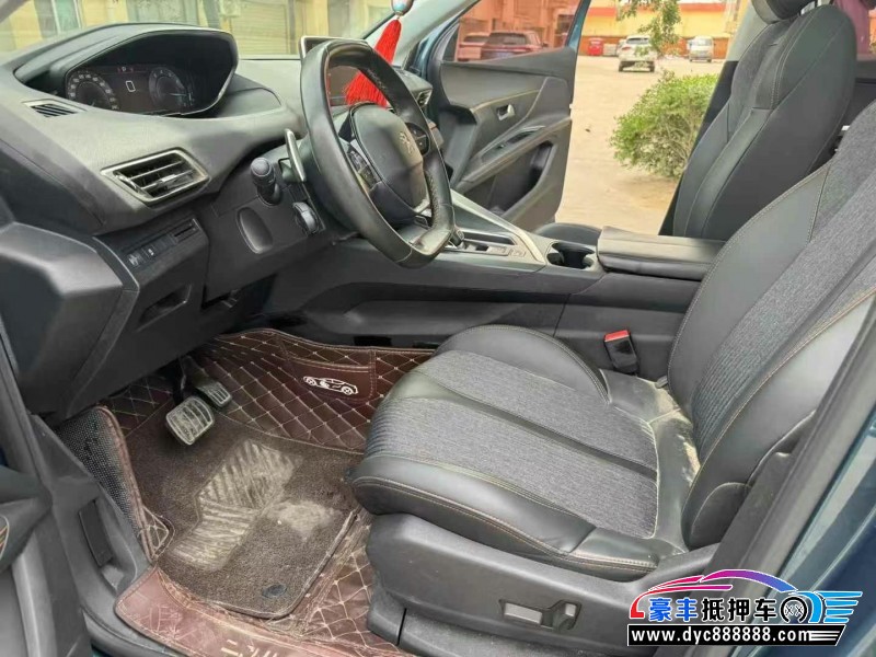 17年标致5008轿车抵押车出售