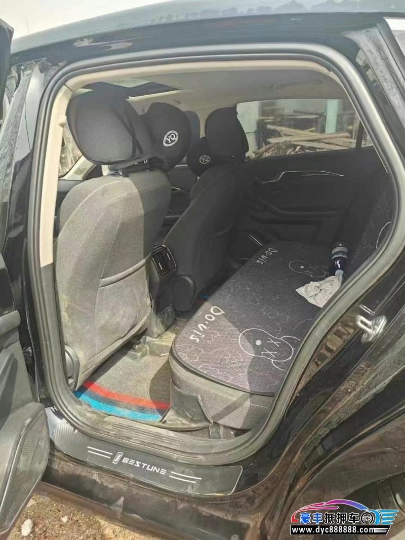 23年奔腾B70轿车抵押车出售