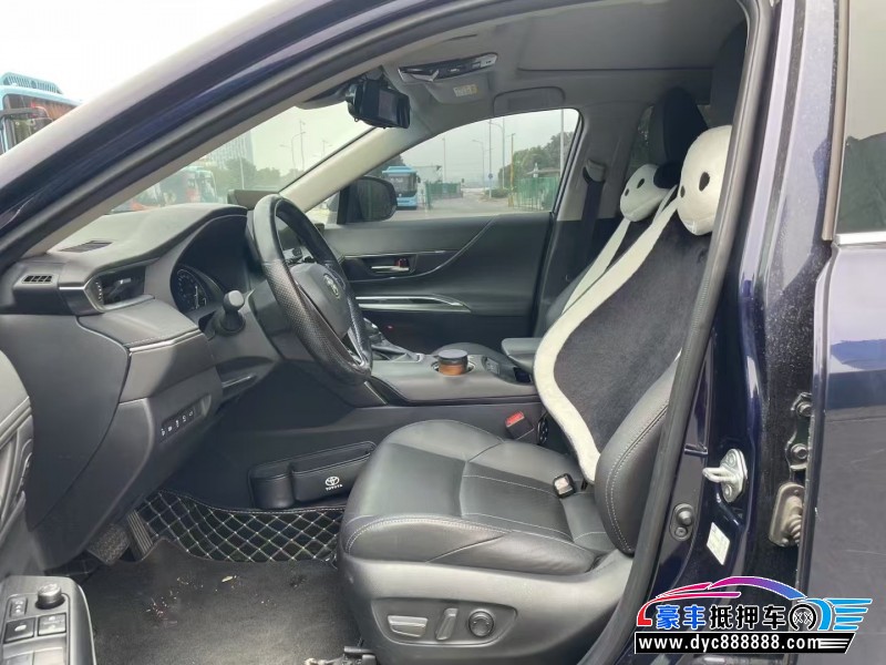 22年丰田凌放轿车抵押车出售