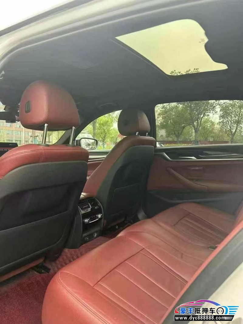 18年宝马5系轿车抵押车出售