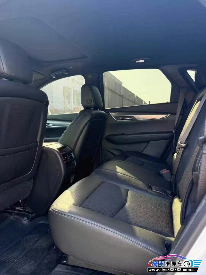 19年凯迪拉克XT5轿车抵押车出售