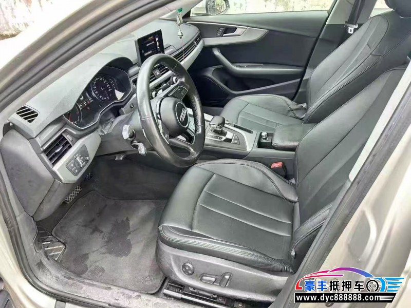 18年奥迪A4轿车抵押车出售