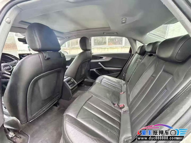18年奥迪A4轿车抵押车出售