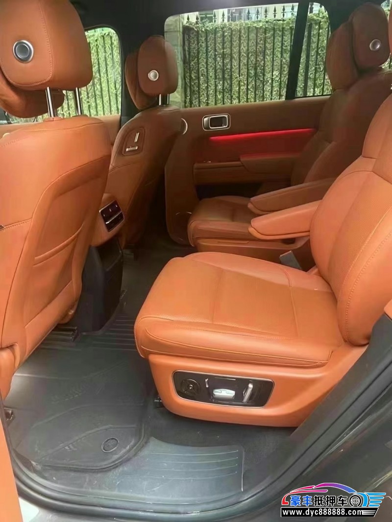 23年理想L8轿车抵押车出售