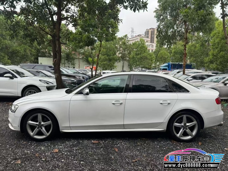 15年奥迪A4轿车抵押车出售