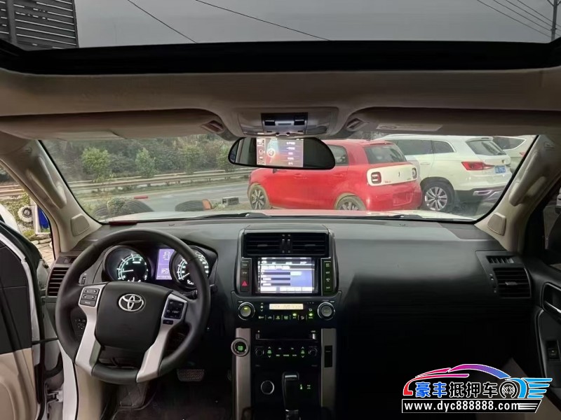 12年丰田普拉多（霸道）轿车抵押车出售