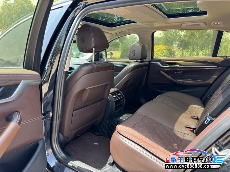 20年宝马5系轿车抵押车出售