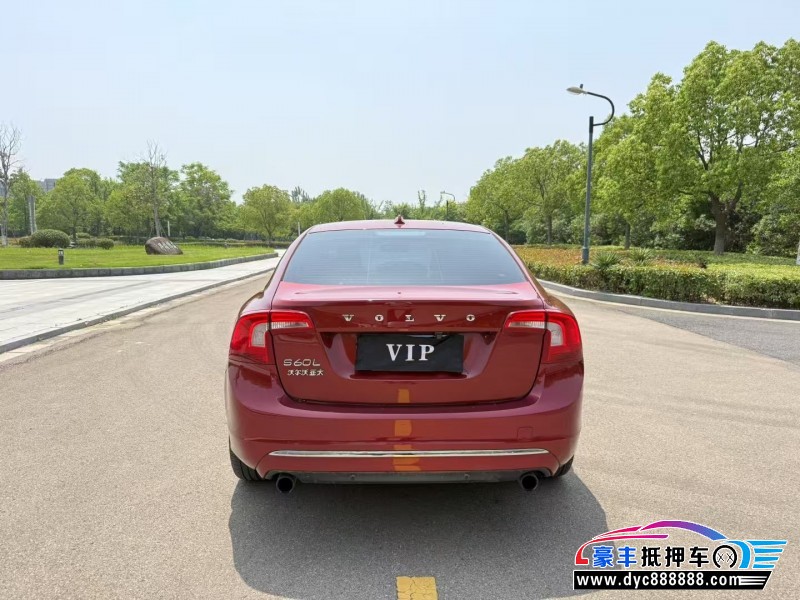 14年沃尔沃S60轿车抵押车出售