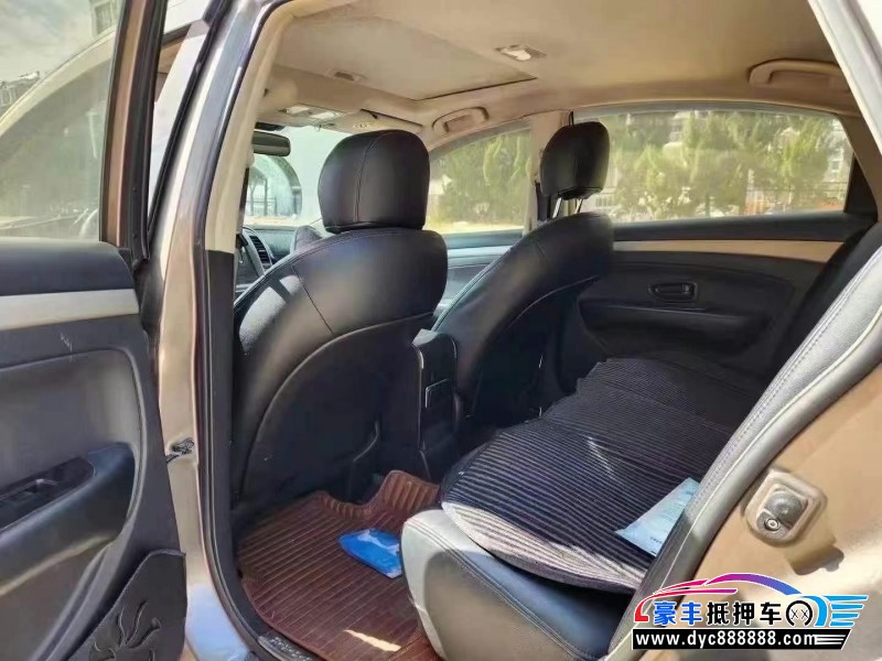 18年日产轩逸轿车抵押车出售