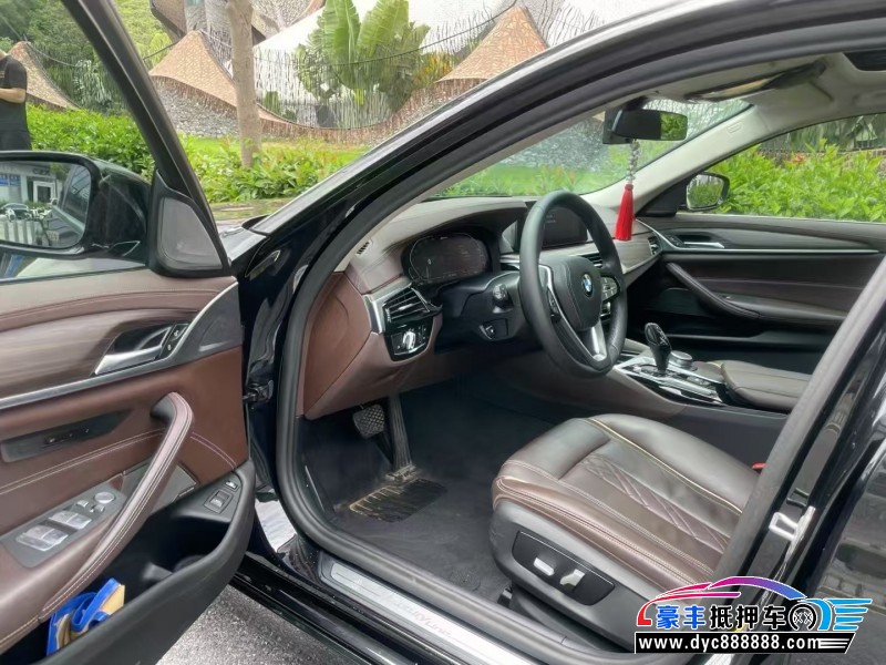 20年宝马5系轿车抵押车出售