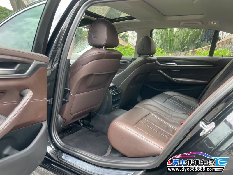 20年宝马5系轿车抵押车出售