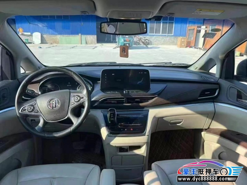 20年别克GL8轿车抵押车出售