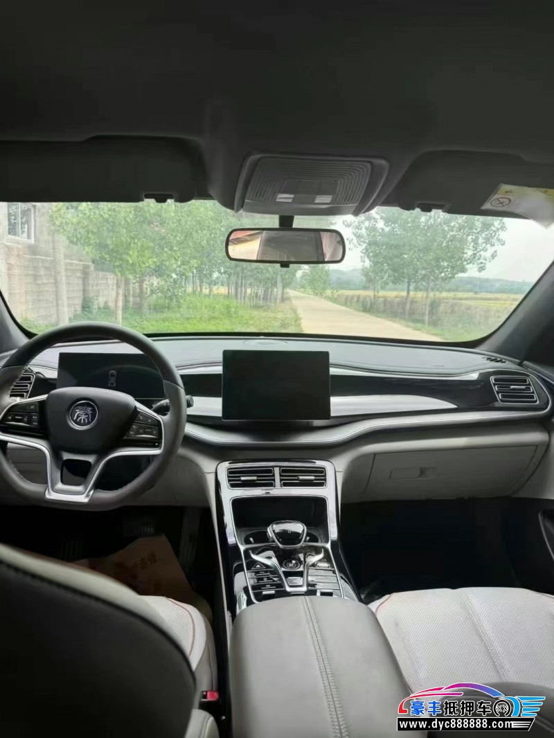 24年比亚迪秦轿车抵押车出售