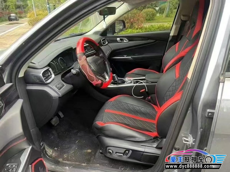 20年领克01轿车抵押车出售