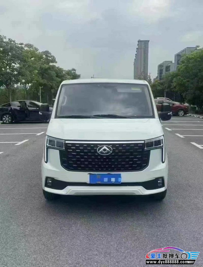 24年上汽大通V80轿车抵押车出售