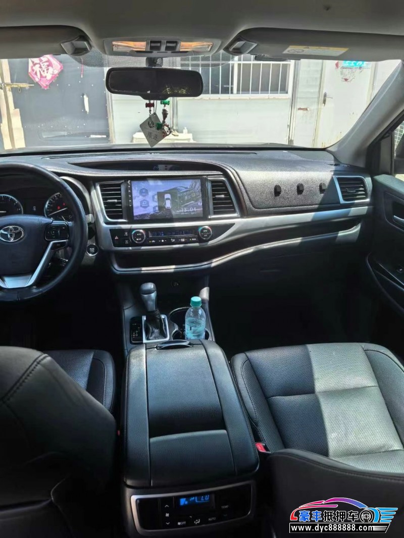 18年丰田汉兰达轿车抵押车出售